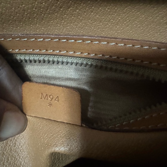 Celine Triomphe Brown Satchel Bag / Includes C.O.A - Picture 5 of 7